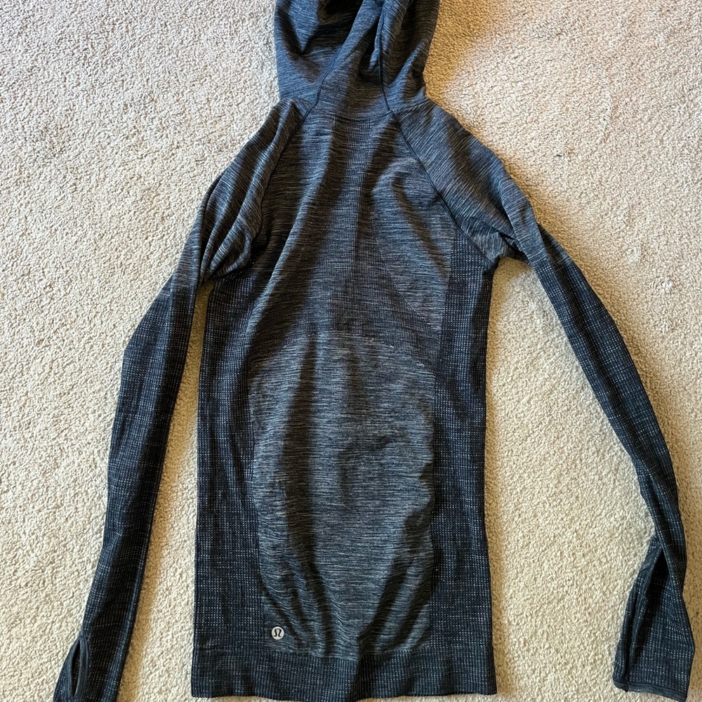 Lululemon Swiftly Half Zip
